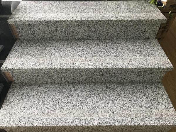 G602 Light Grey Granite Steps